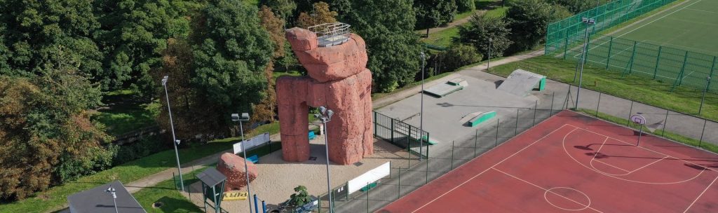 ściana wpinaczkowa OsiR