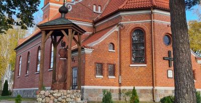 Kościół pw. Niepokalanego poczęcia NMP w Osiecznej