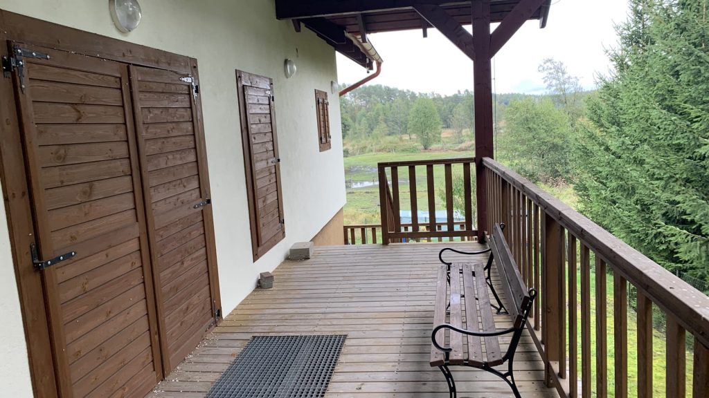 Swietlica wiejska czarne