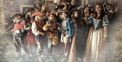 Spektakl „DAWNO, DAWNO TEMU…” – Teatr Niepospolite Ruszenie w Pelplinie